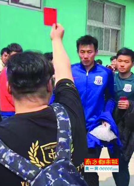索亚斌表示，年轻导演最缺的往往不是才华，而是真正懂电影的制片人或监制，能在野心与完成度之间找到平衡。
